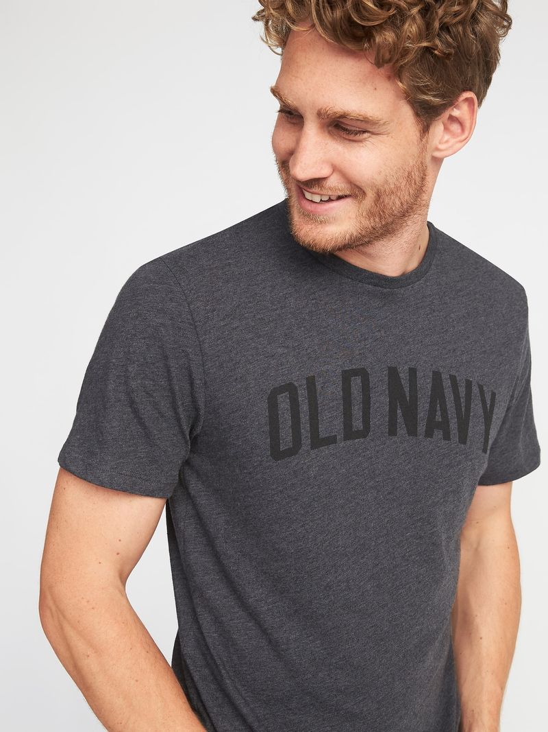 Playera-de-cuello-redondo-con-logotipos-Old-Navy-379979-000